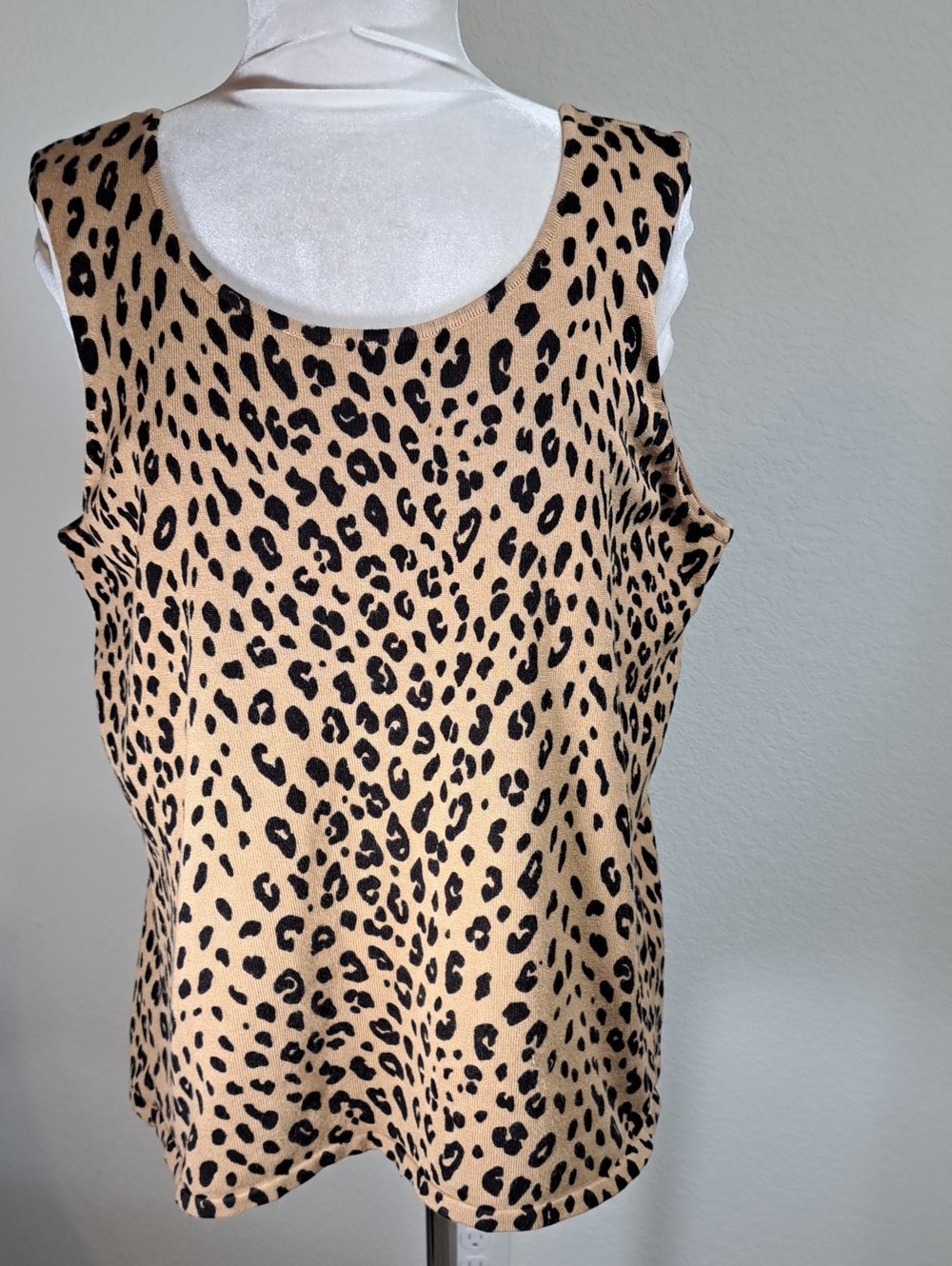 INC Women’s Tank Top Leopard Print Sleeveless Size 1X Scoop Neck Knit Tan Black